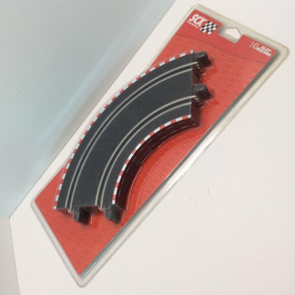 SCX Compact 1:43 Scale Slot Car Racing Track Banked Curve Pack 31060 New Blister - Picture 2 of 6